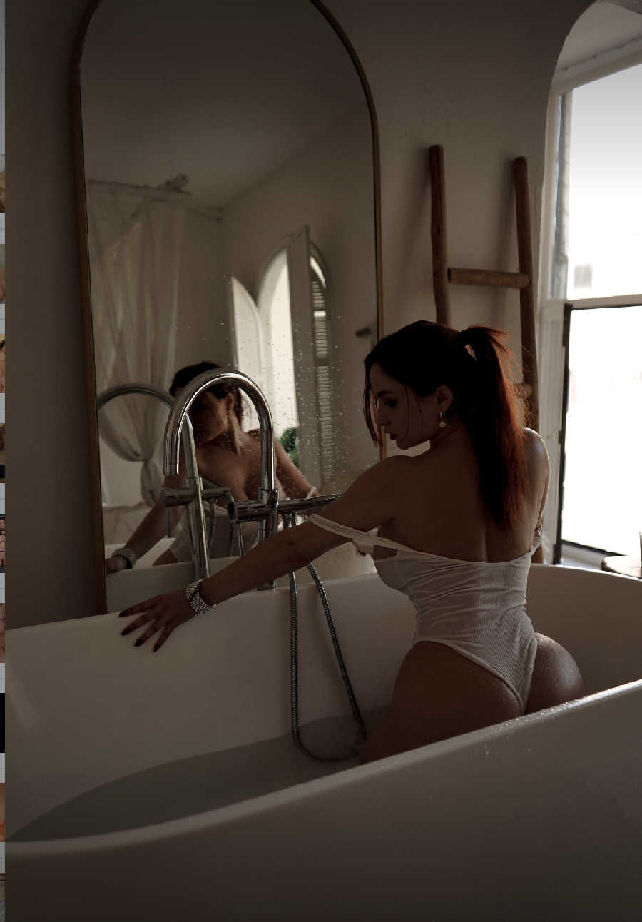 A playful frame from Miranda Faith nude — online in Zhangqiu