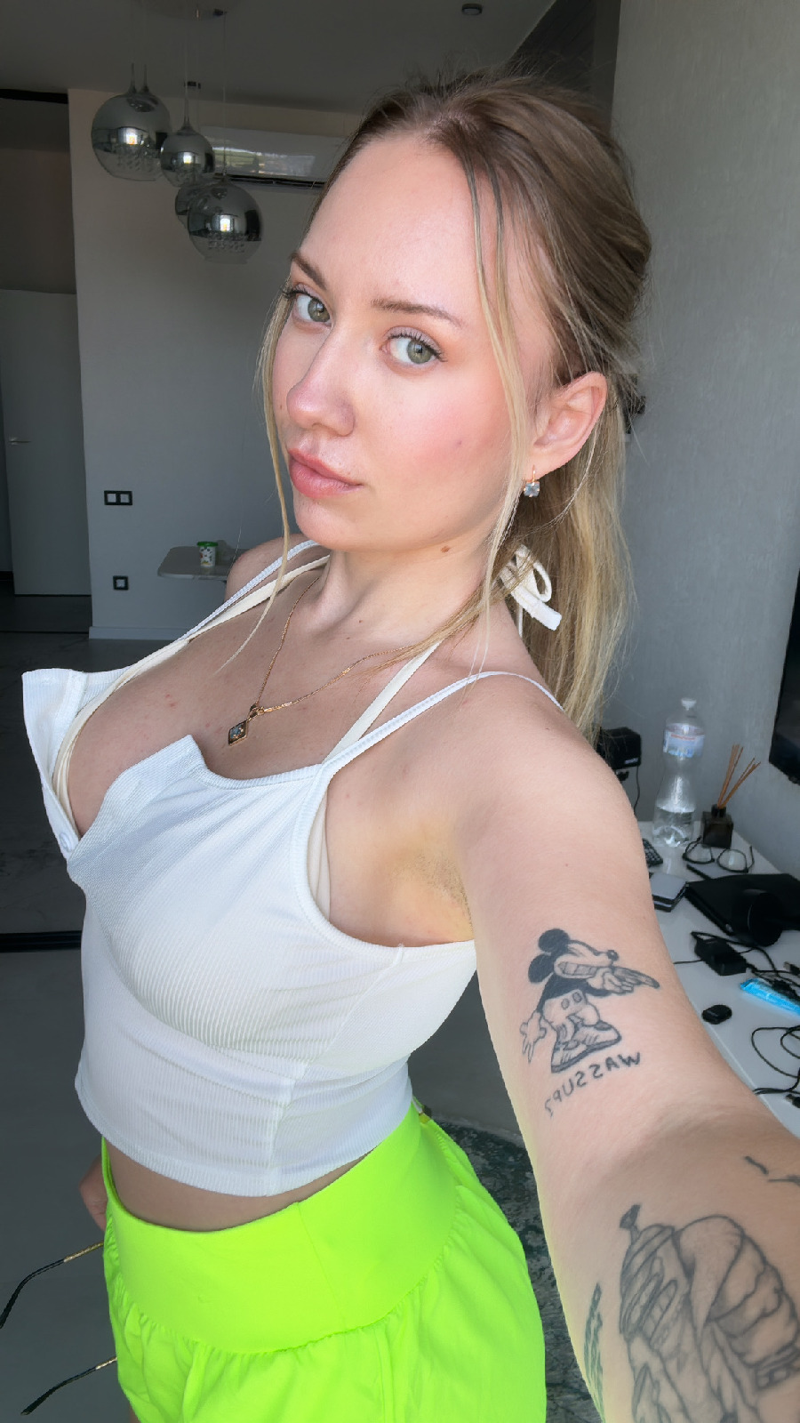 KateV in her underwear in Zhangqiu