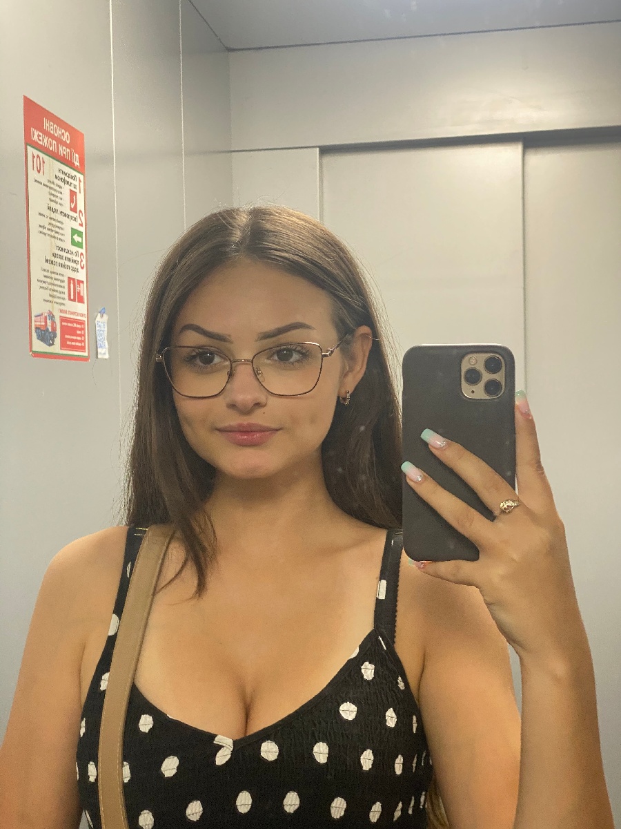 Sexy model Stacy in Zhangqiu